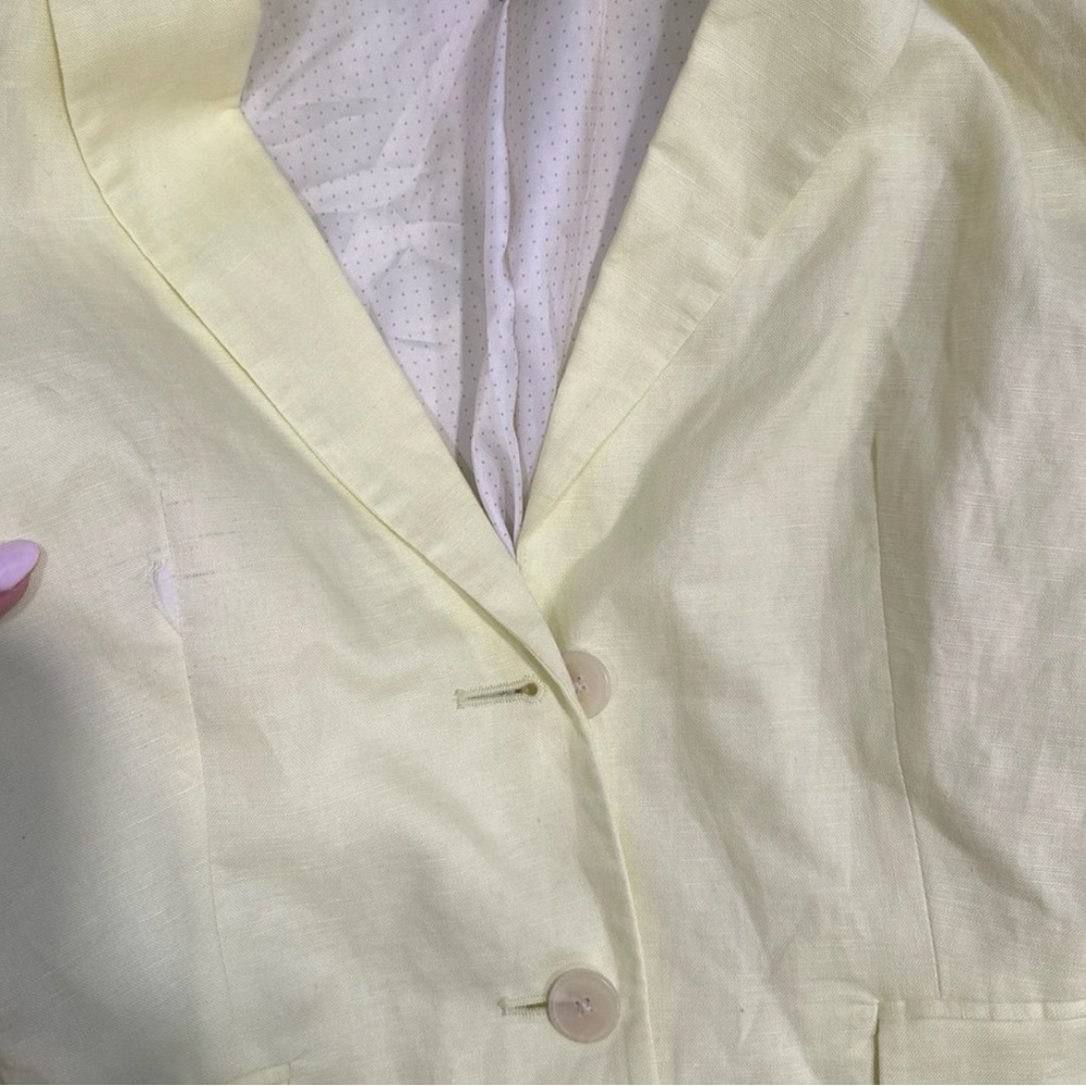 🌼 Women’s bright yellow suit blazer Sz 6 🌼 - Picture 4 of 4